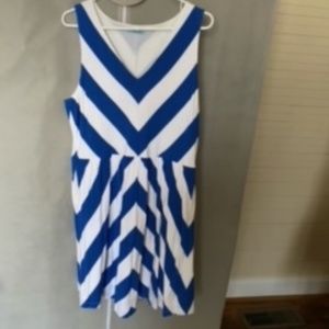 Cynthia Rowley dress.  pockets.  flair below waist,  fully lines